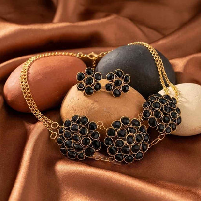 Black Crystal Set of Necklace and Earring (Pack of 1)